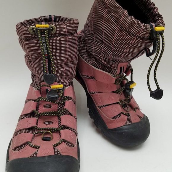 KEEN Pink & Black Hiking Ankle Boots Sz. 7 - Picture 9 of 13